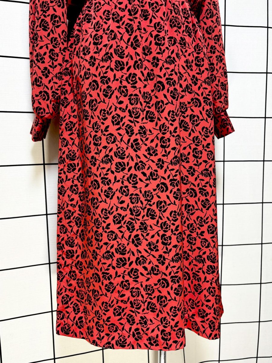 画像8: 薔薇柄 レッド ウエストゴム レトロ 長袖 USA古着 ヴィンテージワンピース (8)