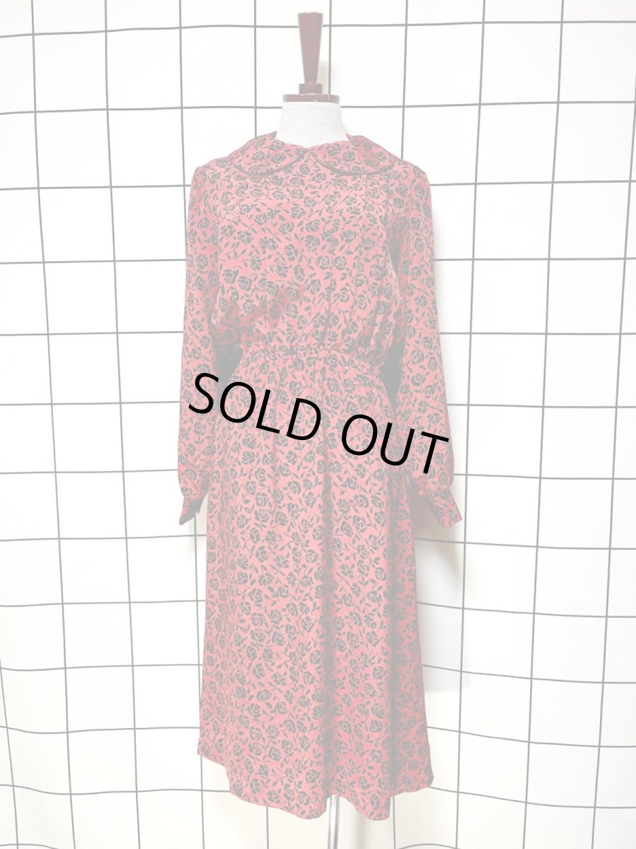 画像1: 薔薇柄 レッド ウエストゴム レトロ 長袖 USA古着 ヴィンテージワンピース (1)