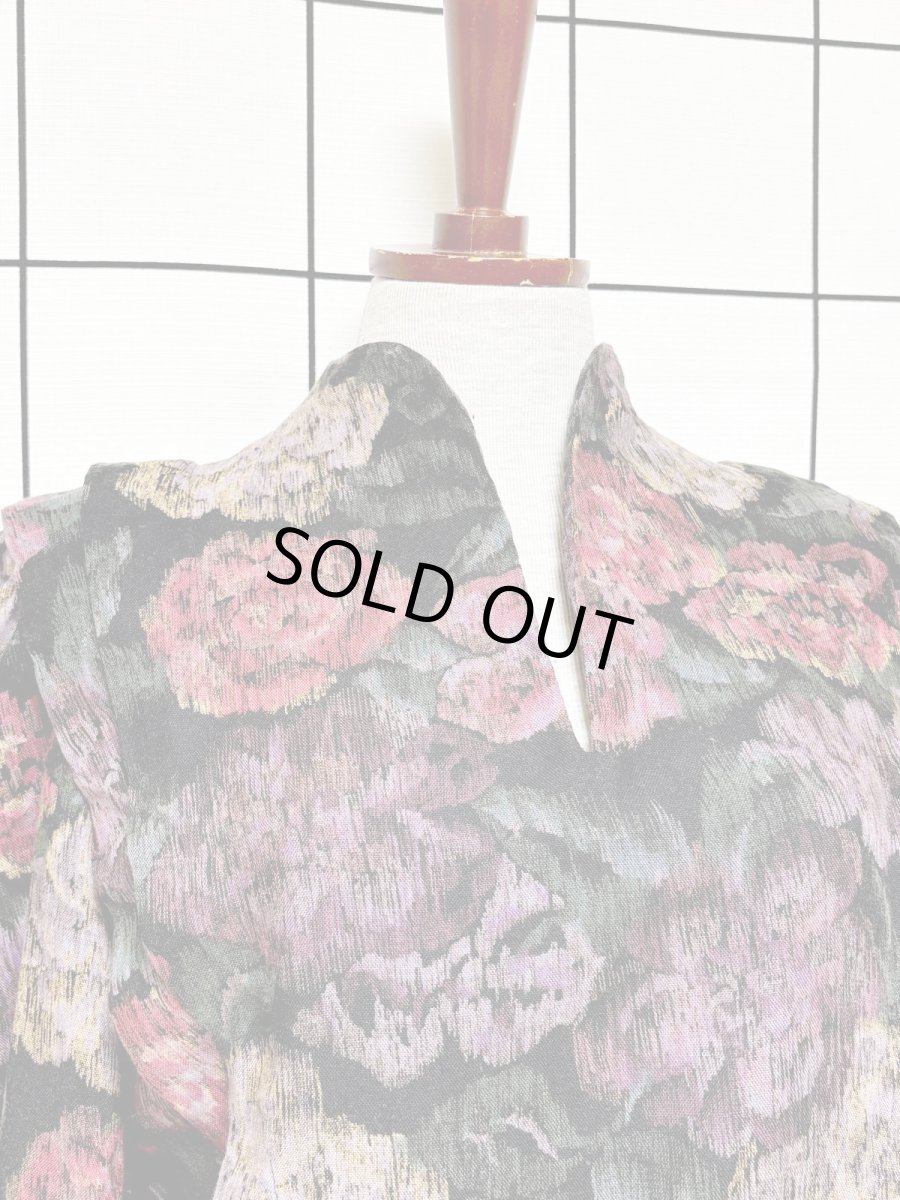 画像5: 花柄 スタンドカラー ウエストゴム レトロ USA古着 ヴィンテージワンピース (5)