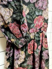 画像8: 花柄 スタンドカラー ウエストゴム レトロ USA古着 ヴィンテージワンピース (8)