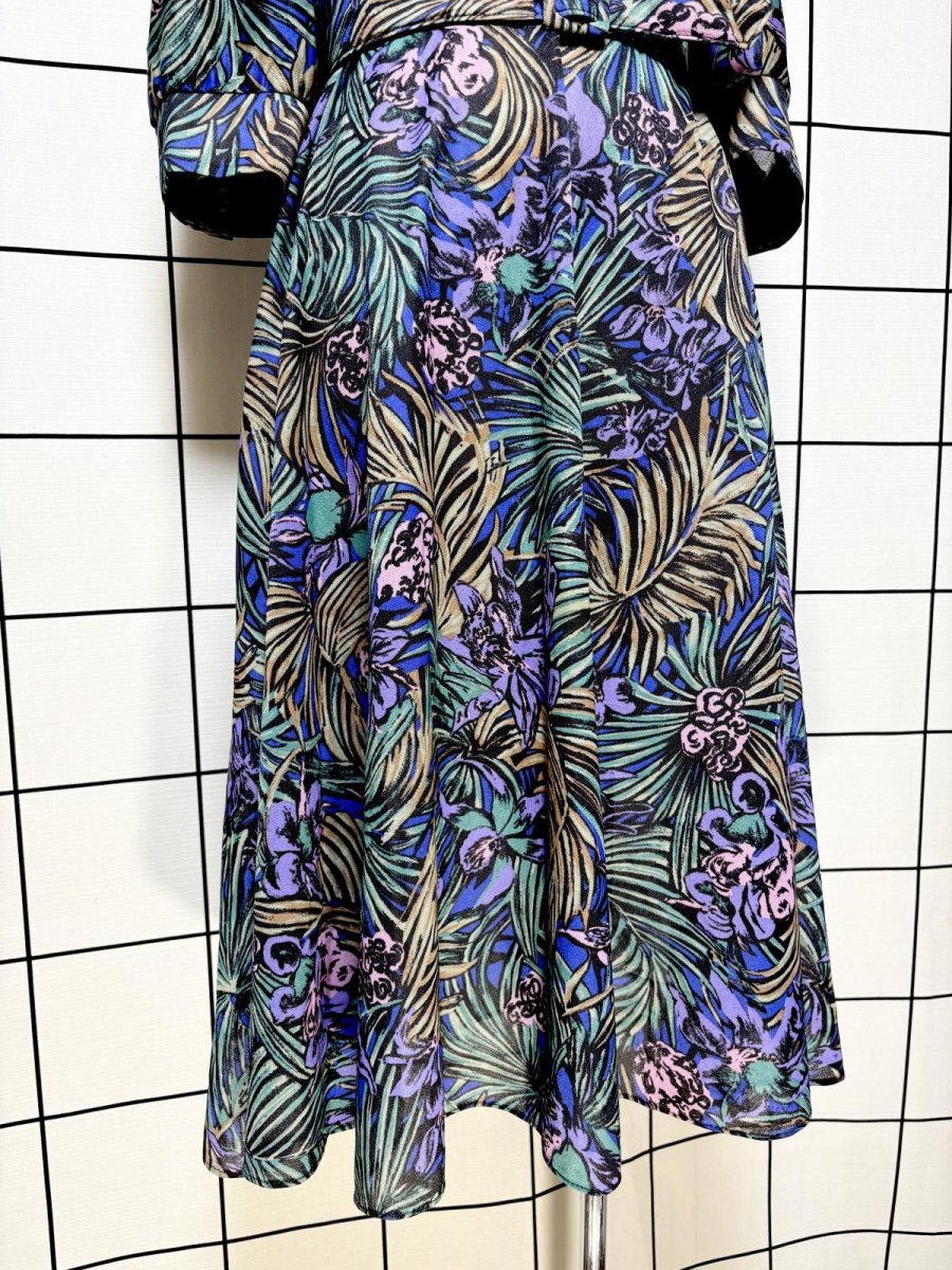 画像8: ベルト付 ボタニカル柄 レトロ USA古着 ヴィンテージワンピース  (8)