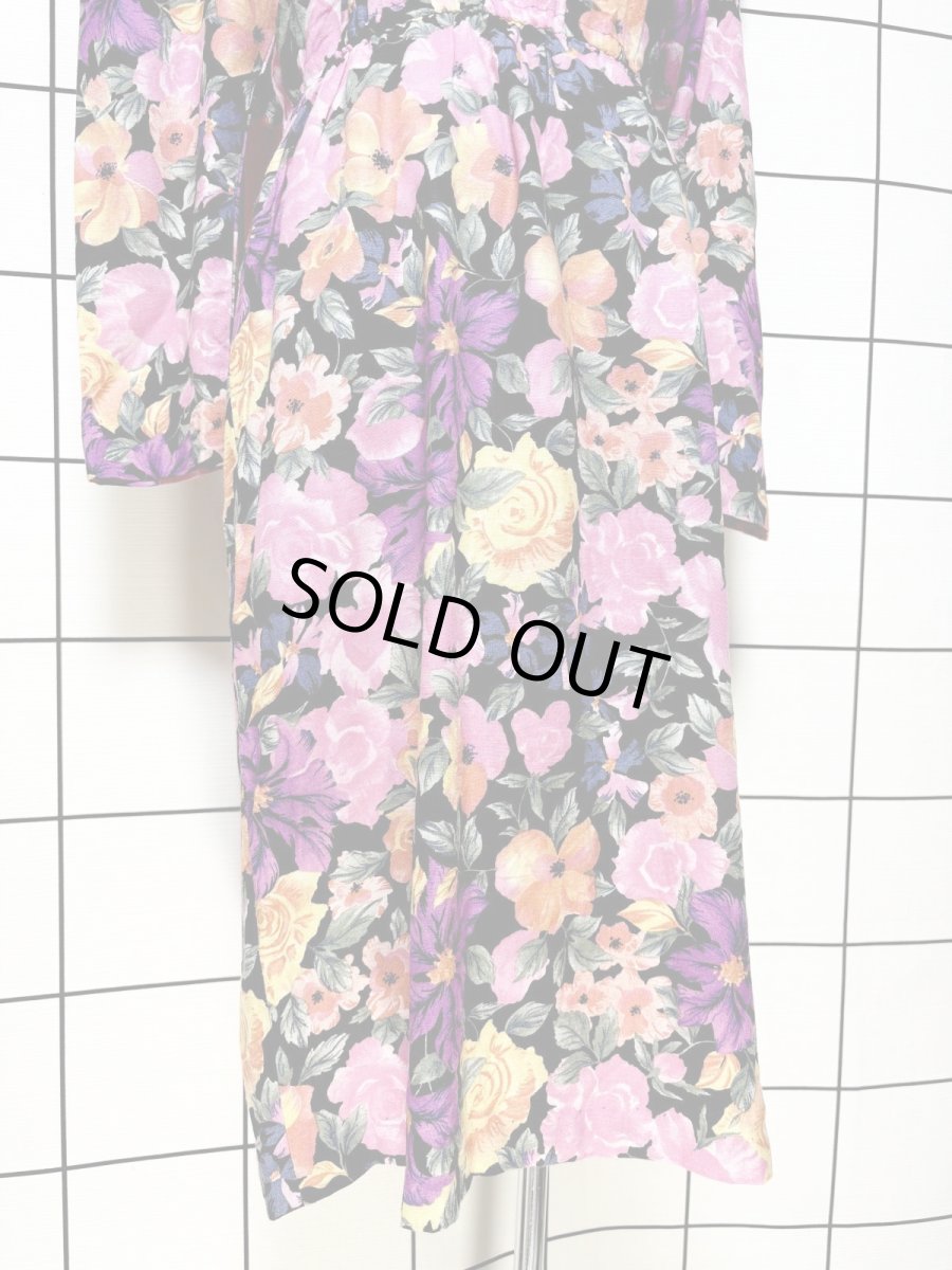 画像8: 花柄 ノーカラー ウエストゴム レトロ USA古着 ヴィンテージワンピース (8)