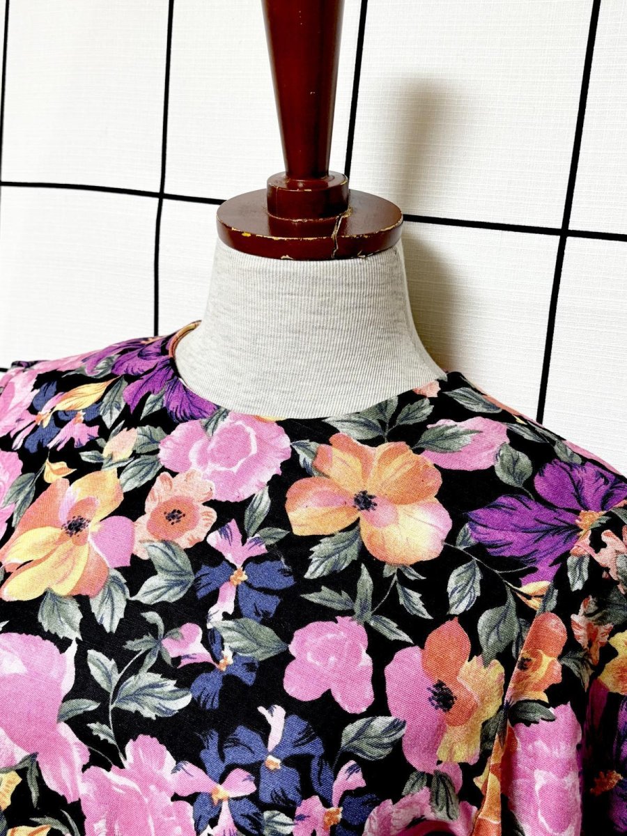 画像4: 花柄 ノーカラー ウエストゴム レトロ USA古着 ヴィンテージワンピース (4)