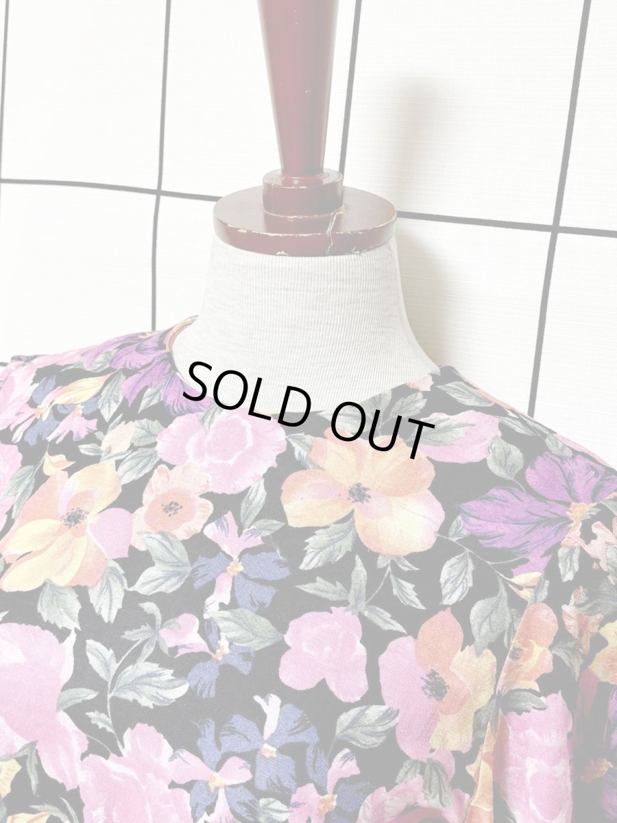 画像4: 花柄 ノーカラー ウエストゴム レトロ USA古着 ヴィンテージワンピース (4)