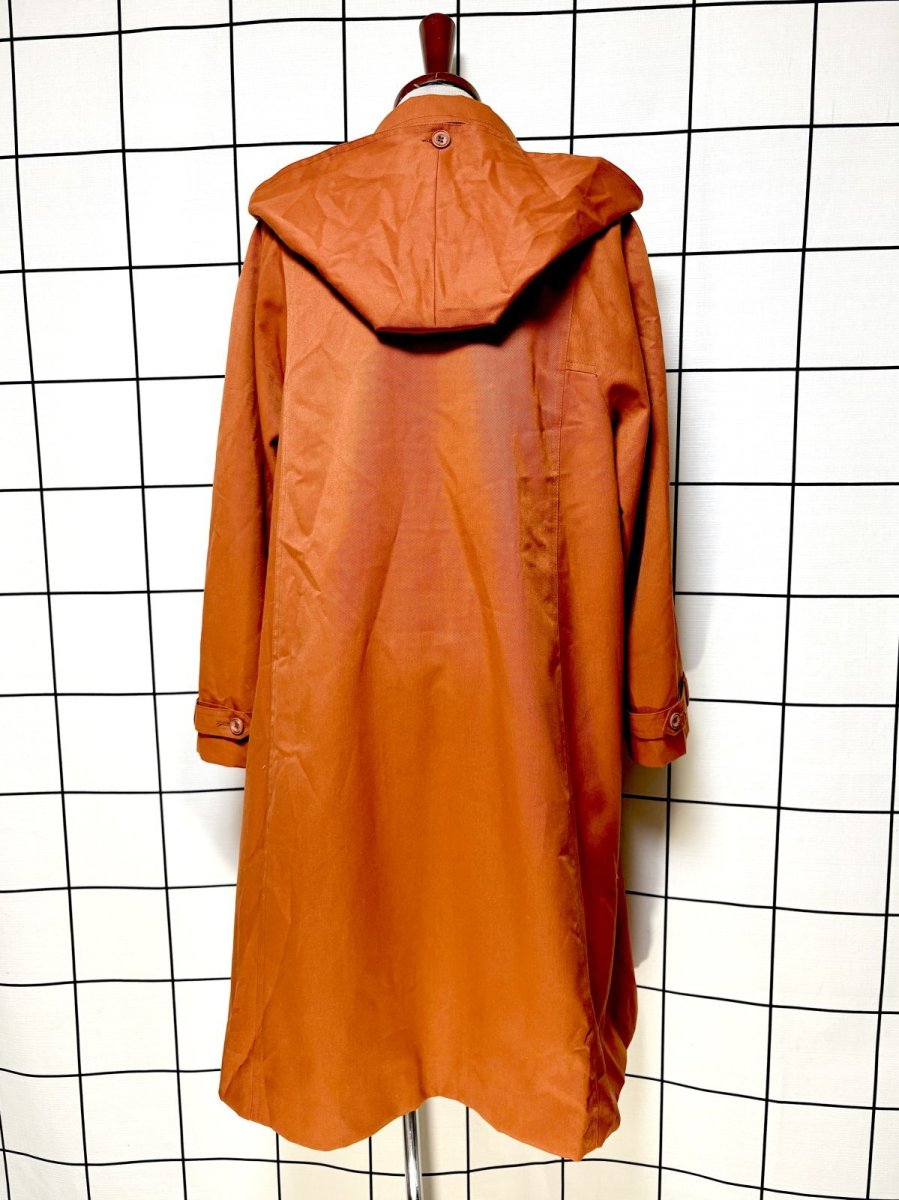 画像2: フランス製 FRANCE フード付 無地 レトロ ヨーロッパ古着 ヴィンテージコート (2)
