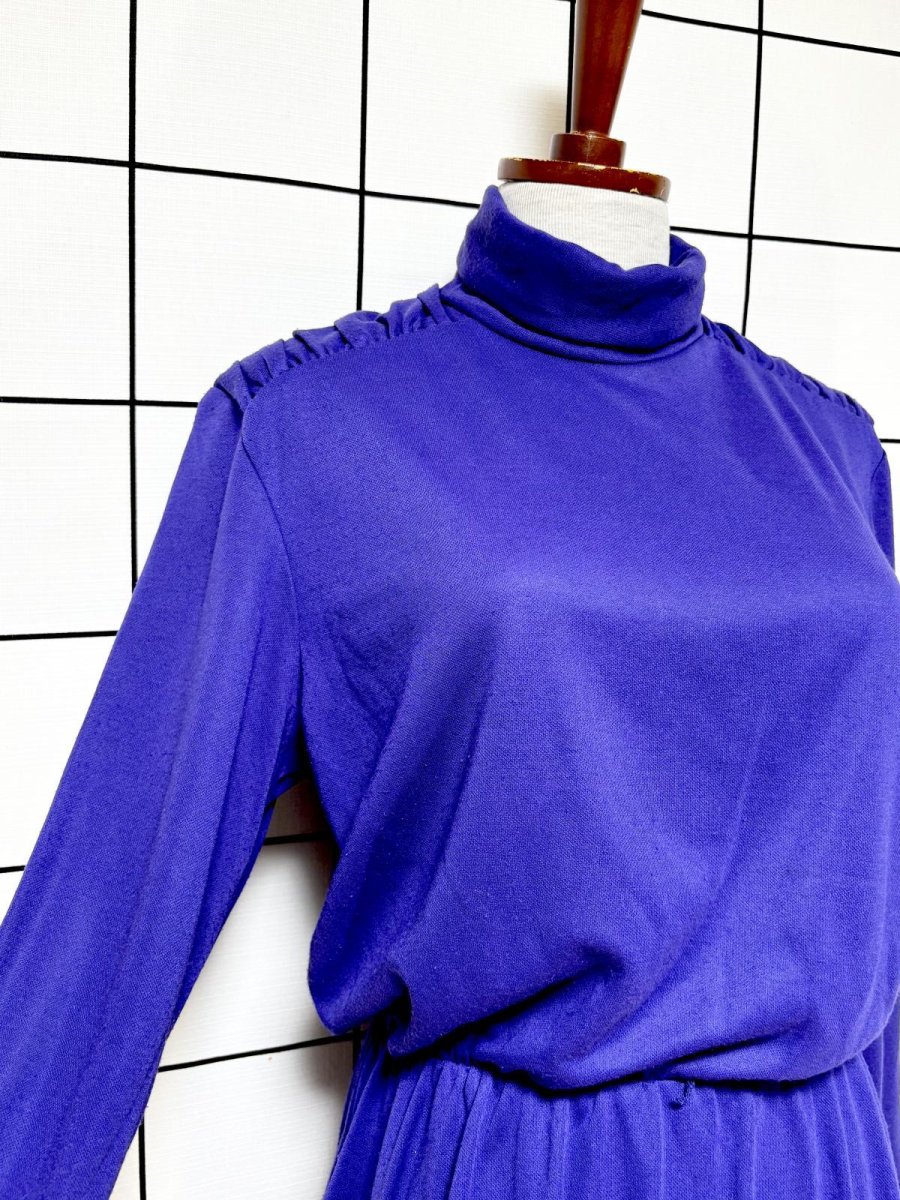 画像6: タートルネック パープル 無地  ウエストゴム レトロ USA古着 ヴィンテージワンピース (6)