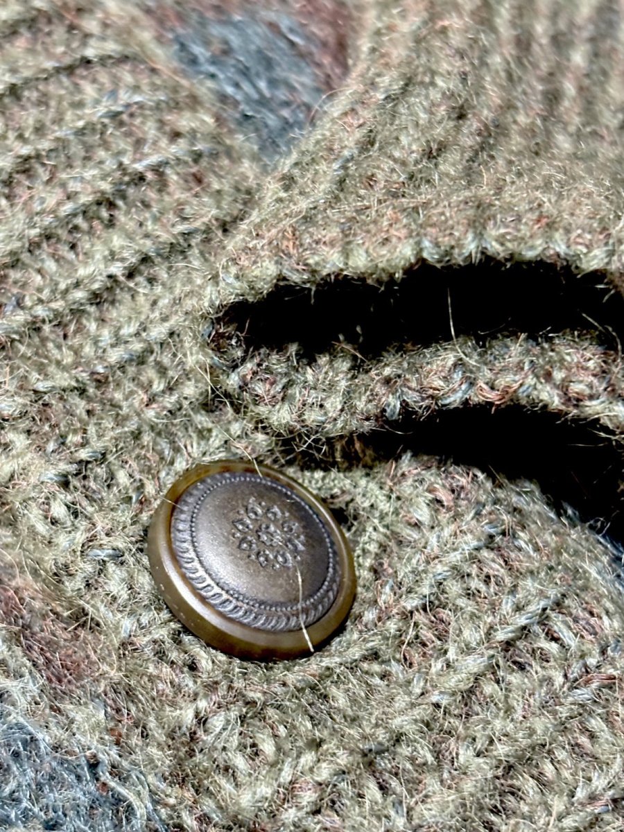 画像10: Italy製 三角柄 レトロ ヨーロッパ古着 ヴィンテージニットカーディガン (10)