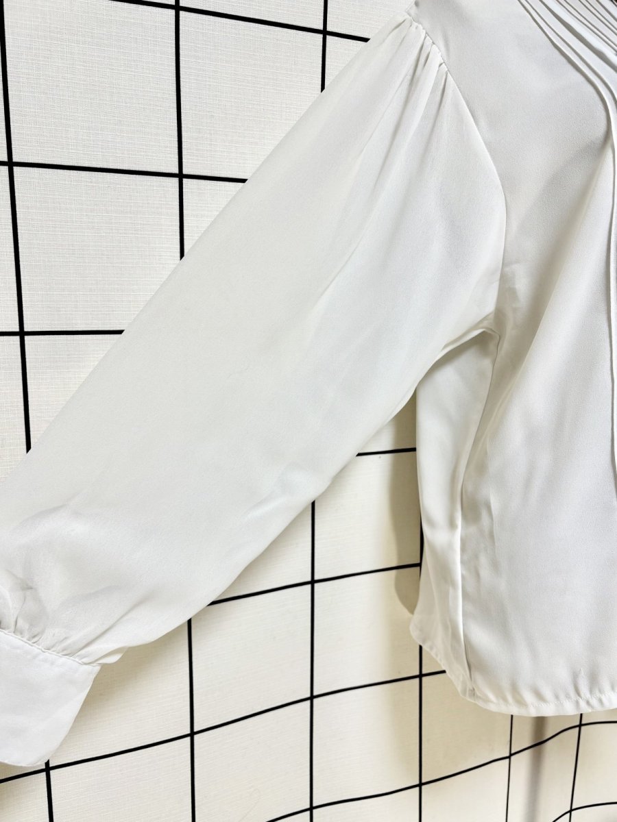 画像7: リボンタイ付  ホワイト クラシカル レトロ USA古着 ヴィンテージブラウス (7)