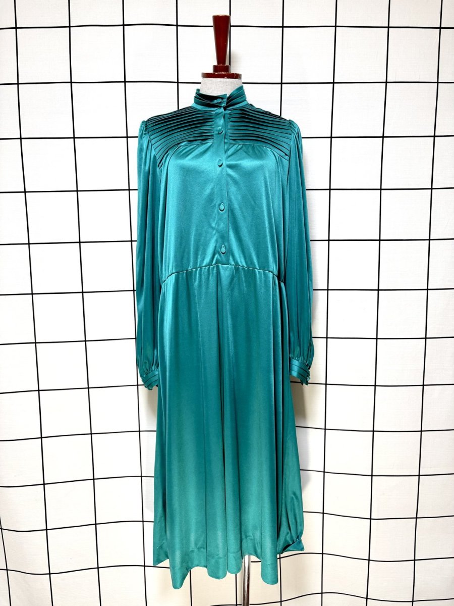 画像1: ハイネック タックデザイン ウエストゴム レトロ USA古着 ヴィンテージワンピース (1)