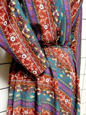 画像8: 開襟 ペイズリーモチーフ 花柄 ウエストゴム レトロ USA古着 ヴィンテージワンピース (8)