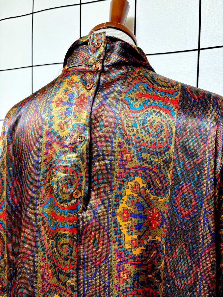 画像3: 総柄 タートルネック プルオーバー レトロ USA古着 長袖 シャツ トップス (3)