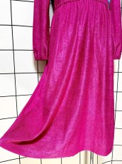 画像9: 斜めストライプライン Vネック ウエストゴム レトロ USA古着 ヴィンテージワンピース (9)