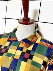 画像4: チェック柄 オーバーサイズコーデにも キュプラ レトロ ヨーロッパ古着 長袖 シャツ ヴィンテージブラウス (4)