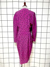 画像2: リーフ柄 前開き ノーカラー レトロ USA古着 ヴィンテージワンピース  (2)