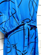 画像7: アート柄 TALON ブルー ブラック ウエストリボン レトロ USA古着 ヴィンテージワンピース (7)