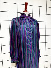 画像3: フリル ストライプ ピンドット織り 首元リボン レトロ USA古着 ヴィンテージワンピース (3)