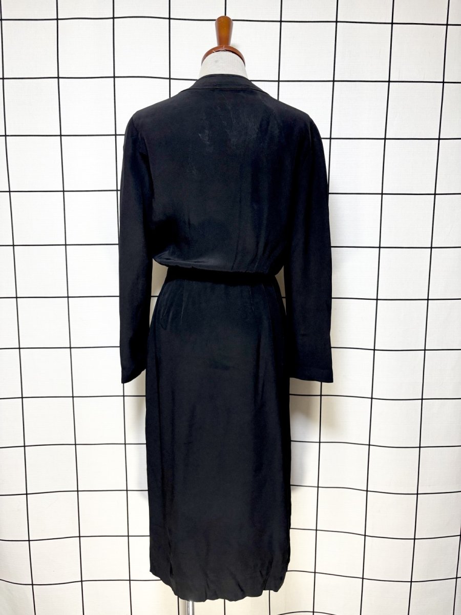 画像2: フロントタック 首元リボン ブラック オフホワイト レトロ USA古着 ヴィンテージワンピース (2)