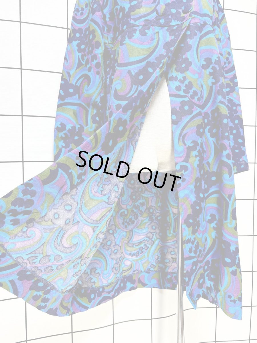 画像9: レトロ ポップサイケ 花柄 前開き レトロ ヨーロッパ古着 ヴィンテージワンピース (9)