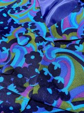 画像10: レトロ ポップサイケ 花柄 前開き レトロ ヨーロッパ古着 ヴィンテージワンピース (10)