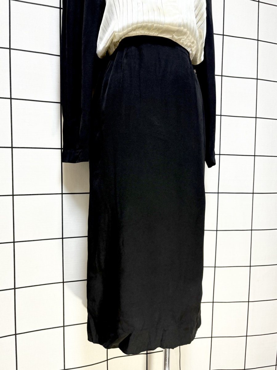 画像9: フロントタック 首元リボン ブラック オフホワイト レトロ USA古着 ヴィンテージワンピース (9)