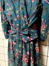 画像3: レース襟 花柄 グリーン レイヤード調 バックリボン レトロ USA古着 ヴィンテージワンピース (3)