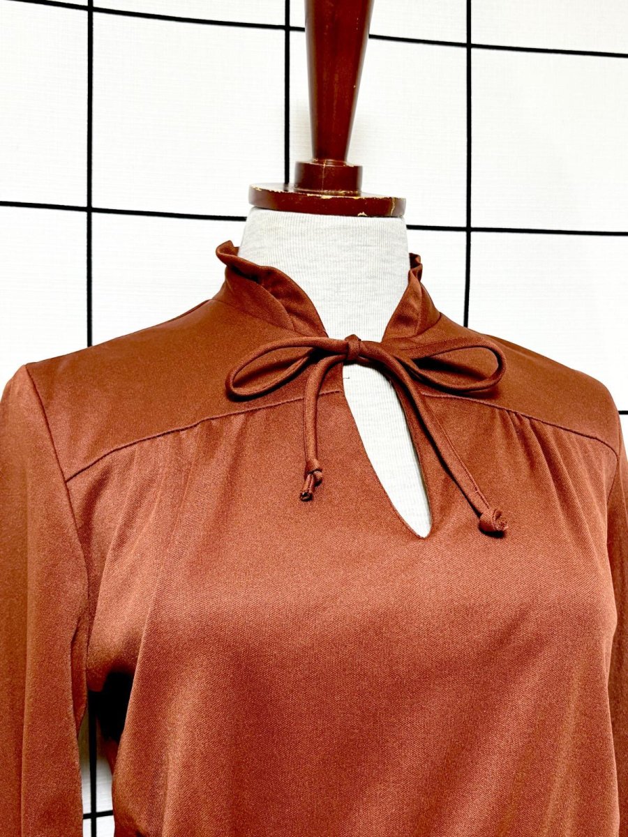 画像5: 首元フリルリボン UNIONMADE 無地 ウエストゴム レトロ USA古着 ヴィンテージワンピース (5)