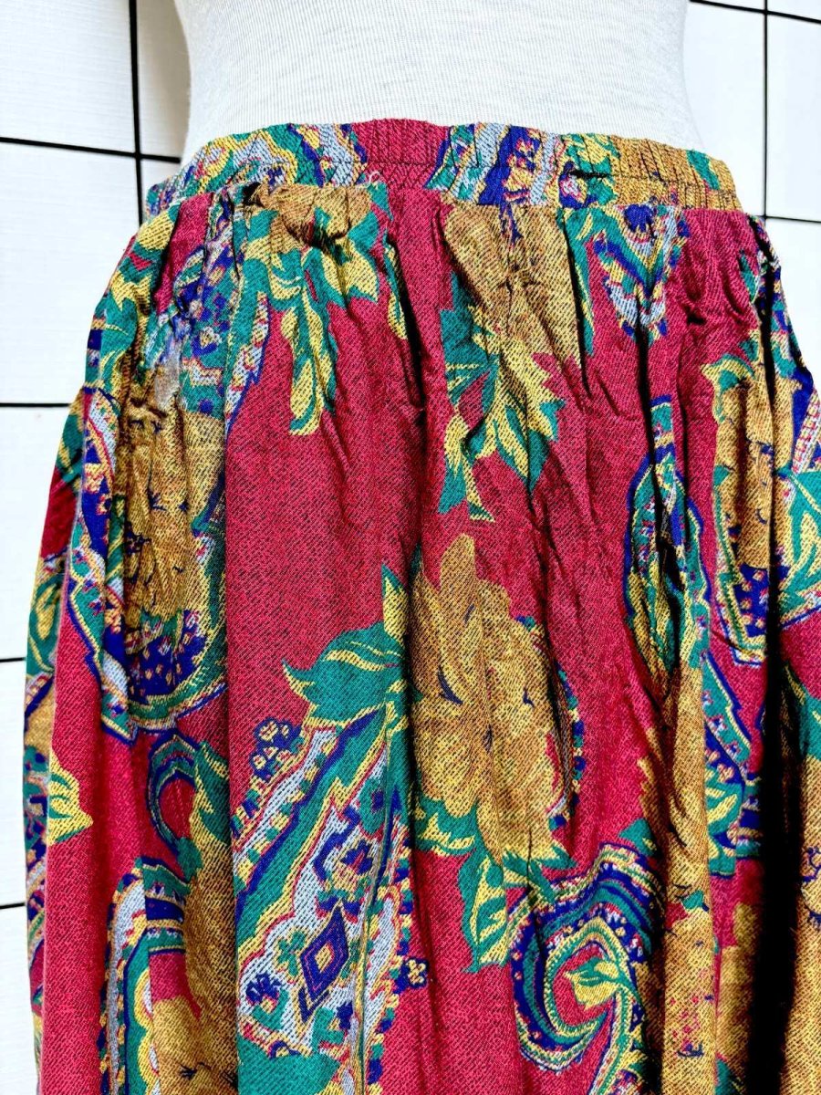 画像2: ペイズリー 花柄 ウエストゴム レトロ USA古着 ヴィンテージスカート (2)