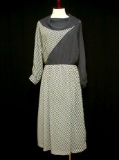 画像1: ヨーロッパ古着　大きな襟がPOINT!!!　ストライプ　ヴィンテージドレス (1)