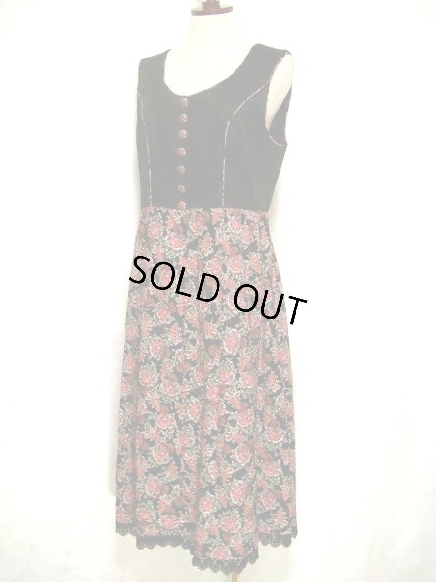 画像2: 花柄切替しデザイン アンティークボタンも素敵 大人っぽいの雰囲気 黒 　ディアンドル チロルワンピース ドイツ民族衣装 舞台 演奏会 フォークダンス オクトーバーフェスト 【1254】 (2)