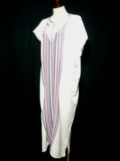 画像3: ヨーロッパ古着×綺麗なピンクやホワイト色の繊細な刺繍×ガーリーで大人可愛いワンピース (3)