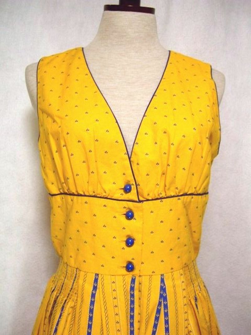 画像1: 綺麗なカラーリング 小花柄×ストライプ 春夏おすすめ ディアンドル チロルワンピース ドイツ民族衣装 舞台 演奏会 フォークダンス オクトーバーフェスト 【1113】