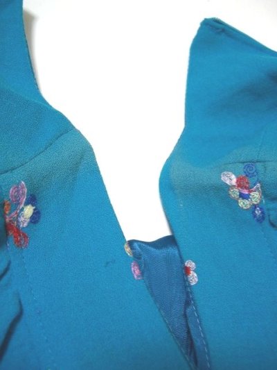 画像2: ヨーロッパ古着　お花刺繍が可愛い　レトロメルヘンなフリルワンピース