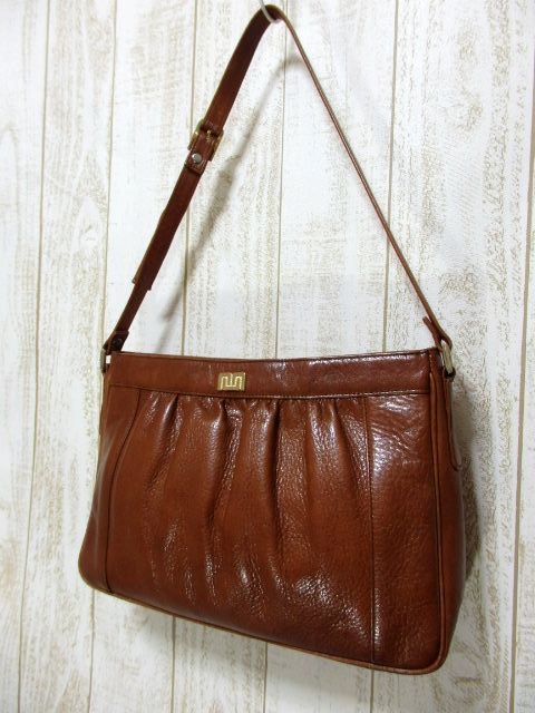 新商品 チロルブラウス・チロルスカート・バック 合計3点UP