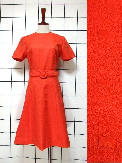 新商品 ショート丈ブラウス・ベルト付きワンピース他合計3点UP